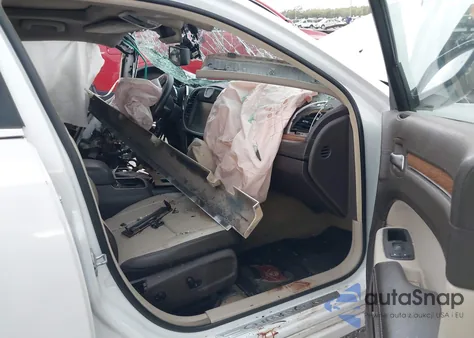 2013 Chrysler 300C Luxury Series из США, поврежденный, VIN 2C3CCAPT9DH573060